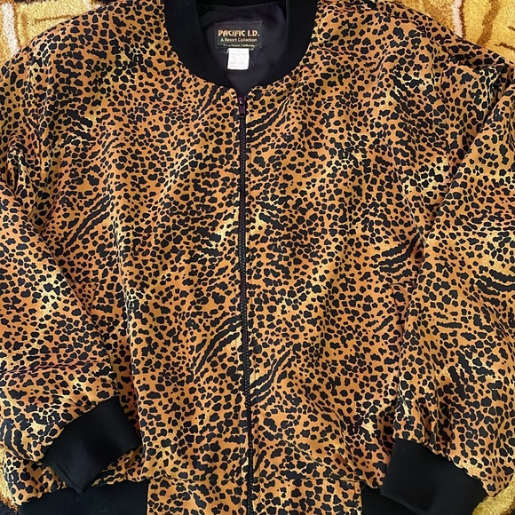 Pacific ID cheetah print bomber jacket 🐆🖤🤎 - Picture 4 of 6